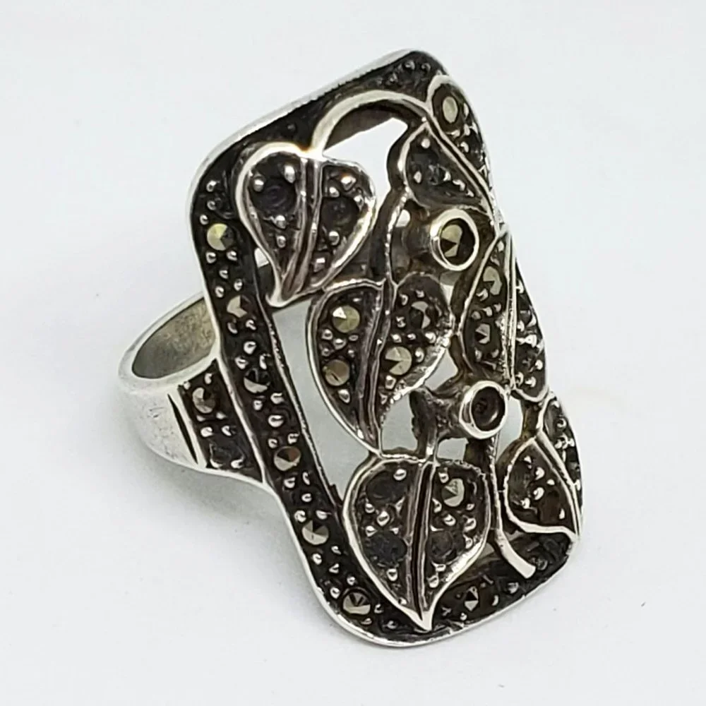 Vintage Victorian Leaf Marcasite Elegant Sterling Silver Ring SZ 5.5 